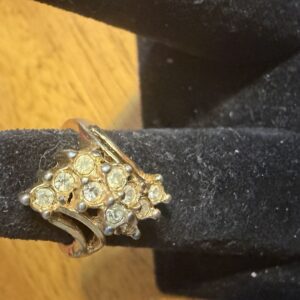 Vintage yellow stone and gold tone cluster ring
